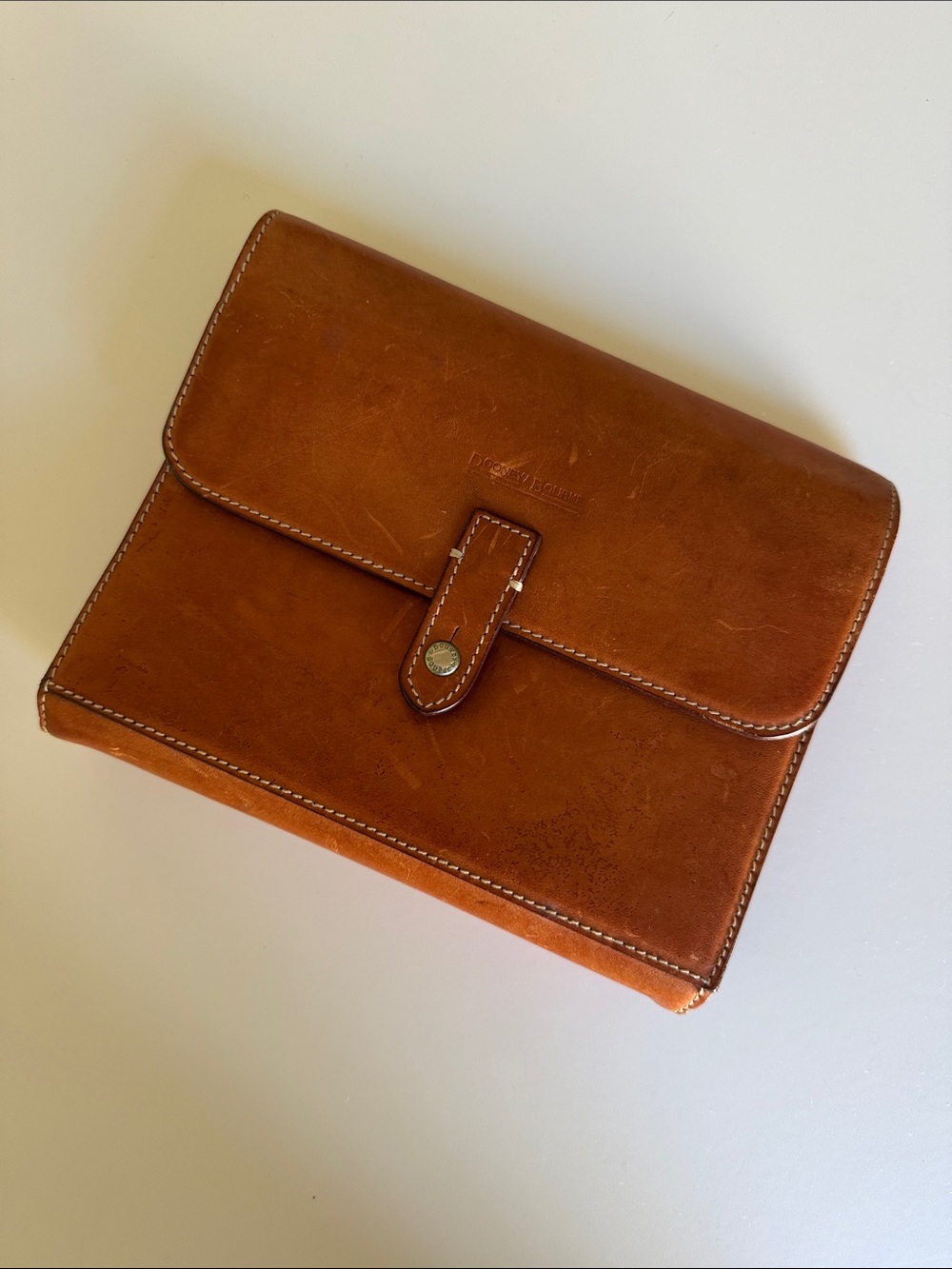 Dooney & Bourke Tan Brown Leather Snap-Tab Folio